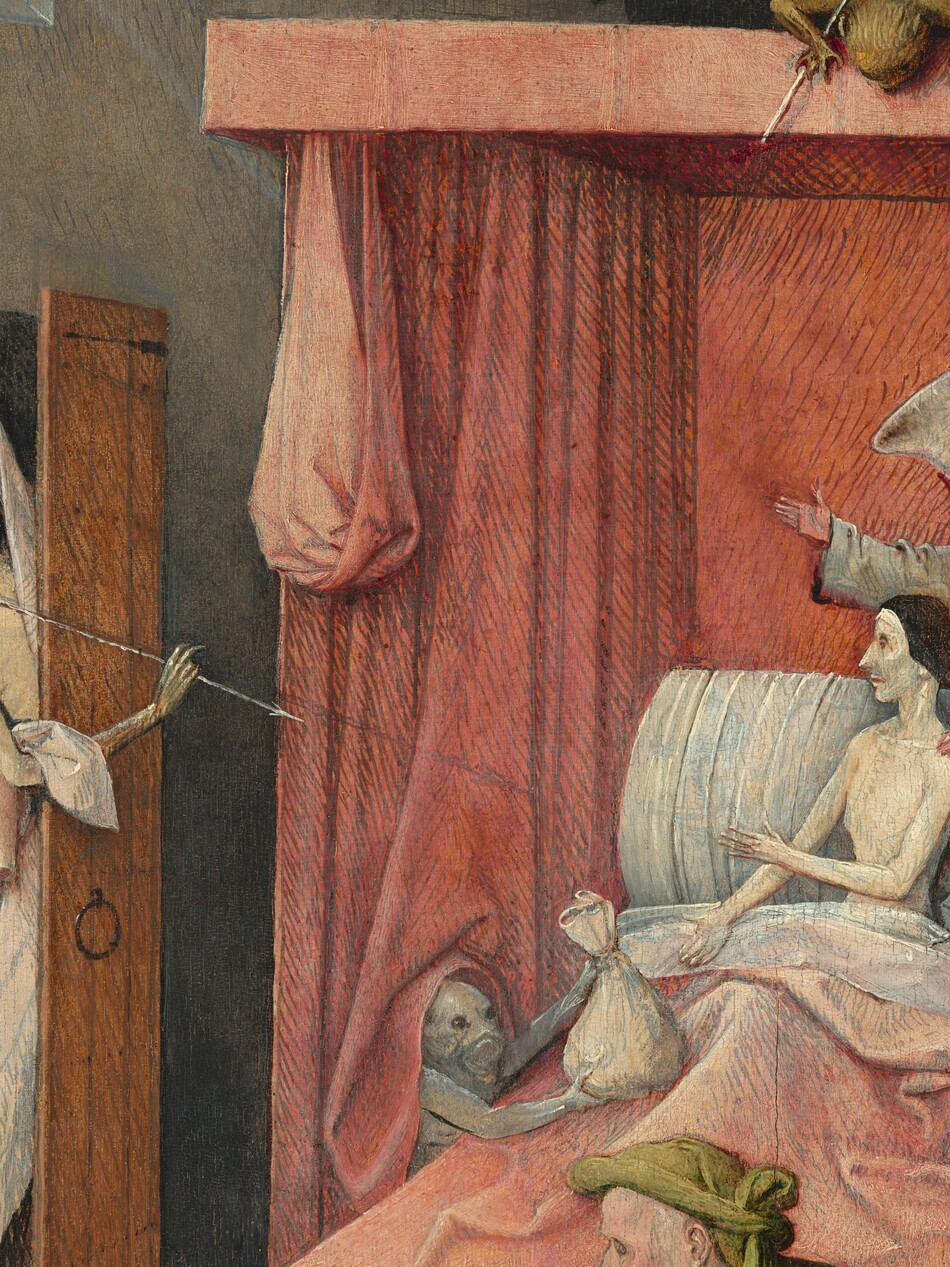 A naked man with ghostly white skin sits upright in a canopied bed set in a narrow room in this tall, vertical painting. Wearing a black cap, he looks to our left in profile toward a skeleton who comes through a door along the left edge of the composition. The man gestures at the skeleton with one hand and, with the other, toward a bag of money held up by a small demon next to the bed to our left. The skeleton wears a white shroud and holds an arrow. A winged angel kneels next to the man in the bed, one hand on the man’s shoulder and the other lifted to gesture at a crucifix hanging in the window over the door. A small devil on the canopy above looks down onto the bed. At the foot of the bed, a man wearing a green robe and headdress drops coins into a sack held by another demon. Three more demons crawl about and hide under the chest. Pieces of armor and weapons lie on the ground to the right in front of a stone ledge in the foreground. Two pieces of clothing drape over the ledge to our left.