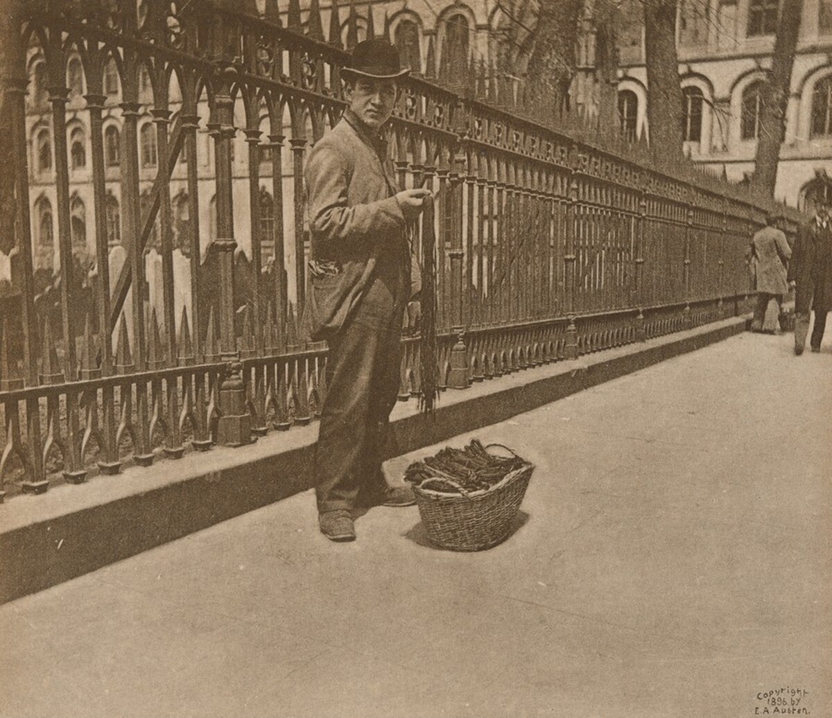 Shoelace Peddler, Trinity Church Railing