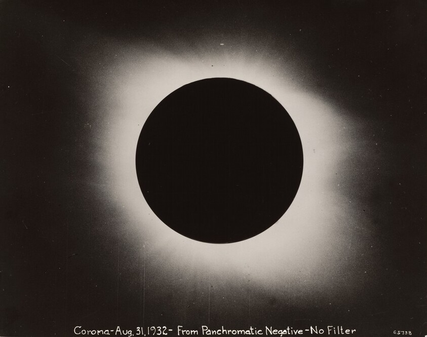 Eclipse, Corona