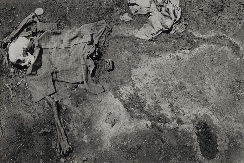 RWANDA. Tutsi refugee killed near the parish church of Nyarubuye.