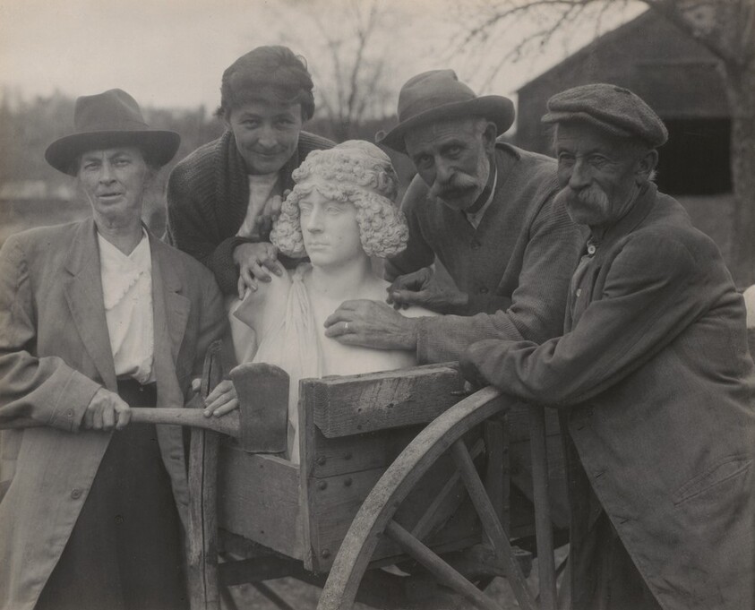 Georgia O'Keeffe, Fred and Ella Varnum, and Bly with "Judith," Lake George