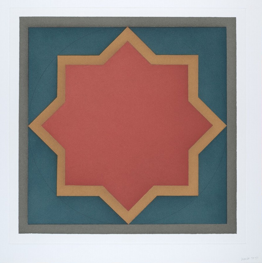 Stars-Red Center: 8 Point