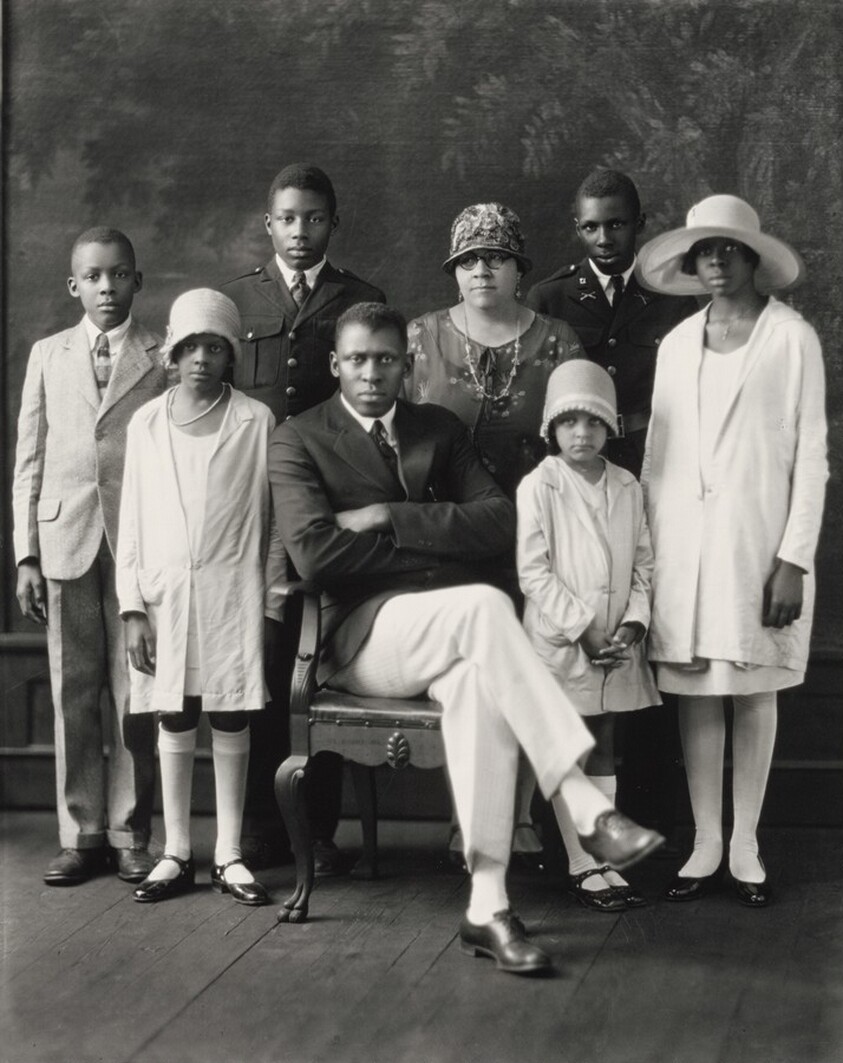 Mr. and Mrs. T.M. Cambell and Children