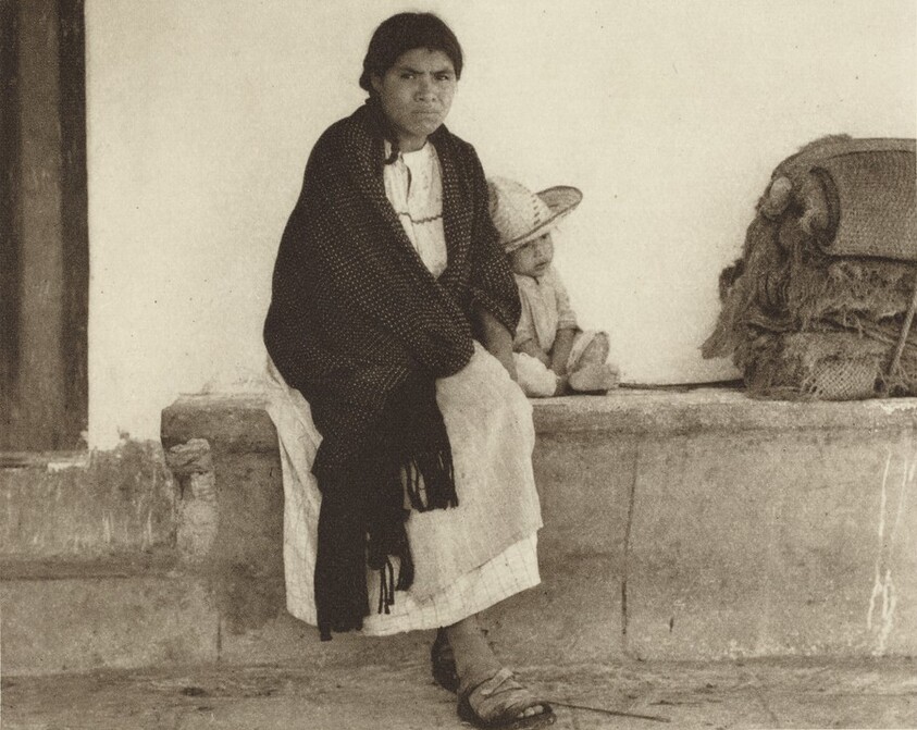 Woman and Baby, Hidalgo