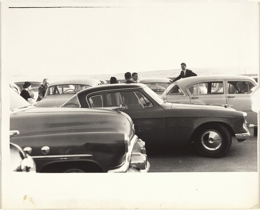 Automobiles--Long Beach, California