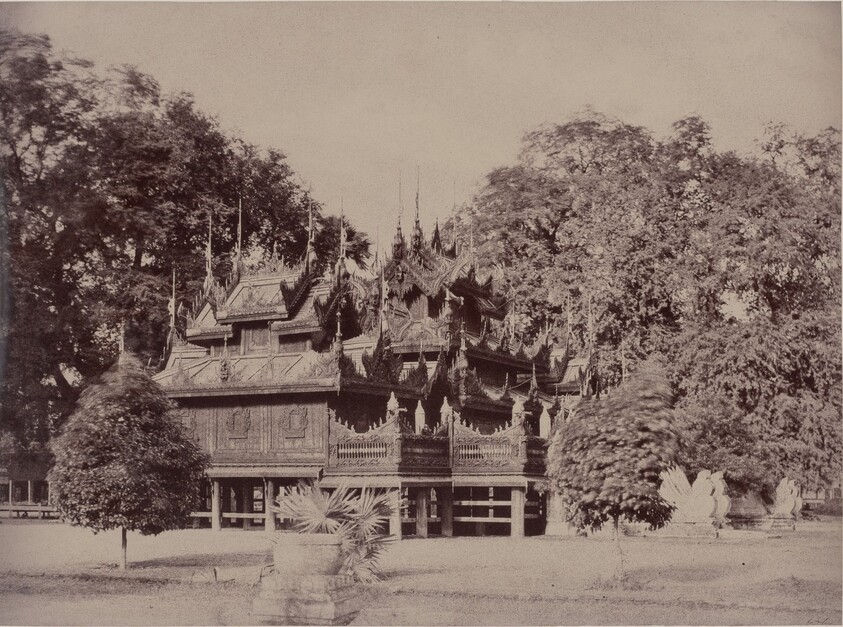 Amerapoora: Mygabhoodee-tee Kyoung from East