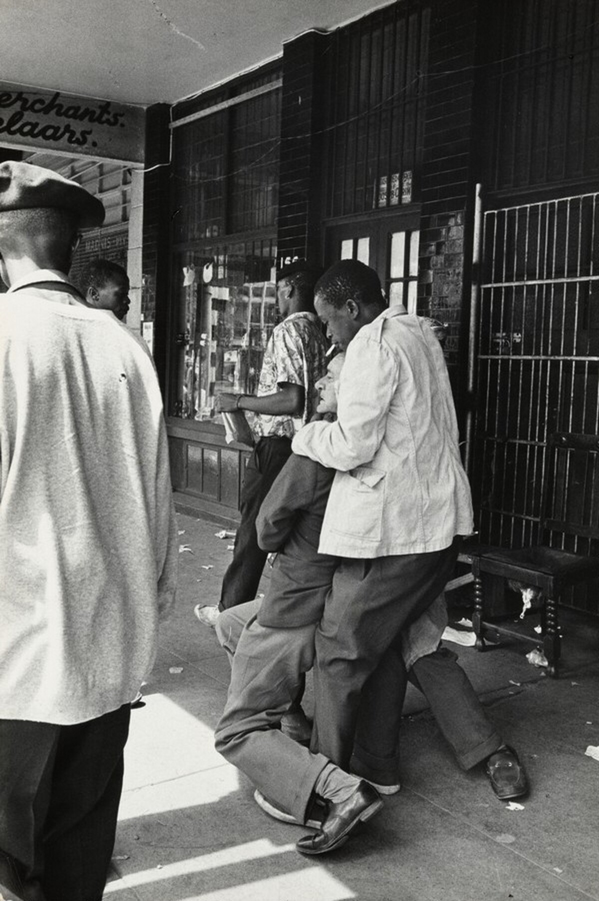 On a Saturday afternoon in the heart of Johannesburg, five Tsotsis mug a white man