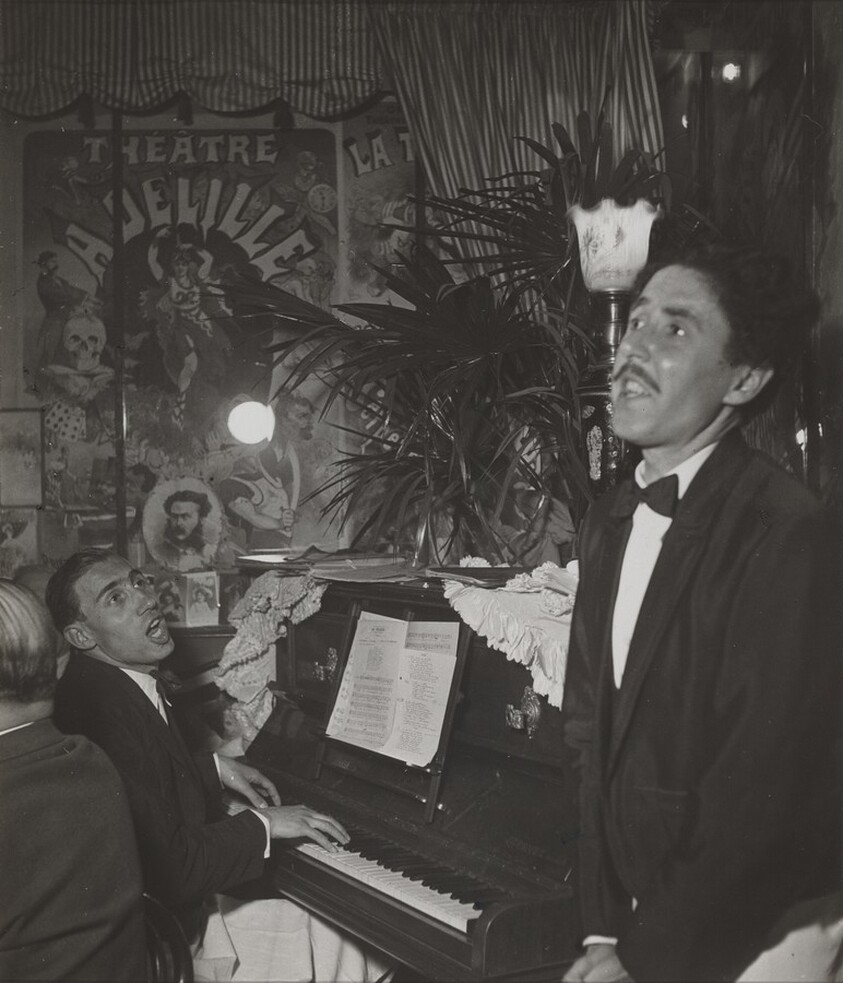 Au café concert Saint Yves, René Bernard et Claude Apel, des garçon de café Melomanes