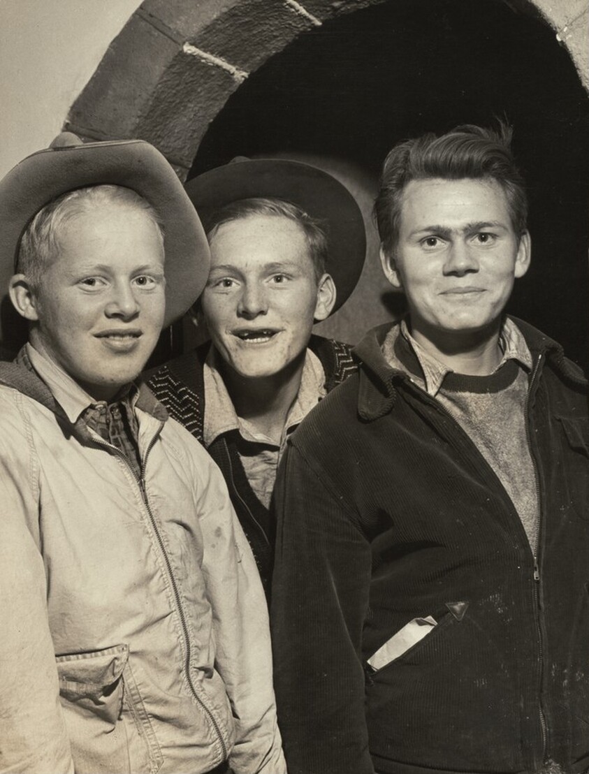 Teen age cowhands at the Bar U restaurant in Black Diamond, where there are soft drinks, a juke box, and a menu listing everything from hot dogs to sirloin steaks
