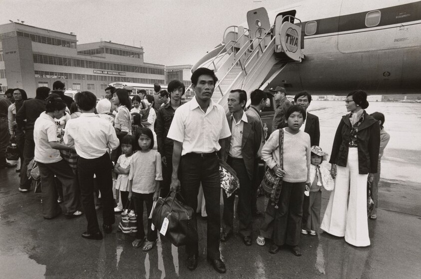 First planeload of arrivals, Harrisburg PA airport