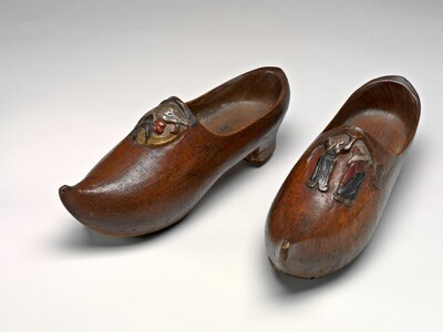 Pair of Wooden Shoes (Sabots) [left], Paul Gauguin, 1889/1890