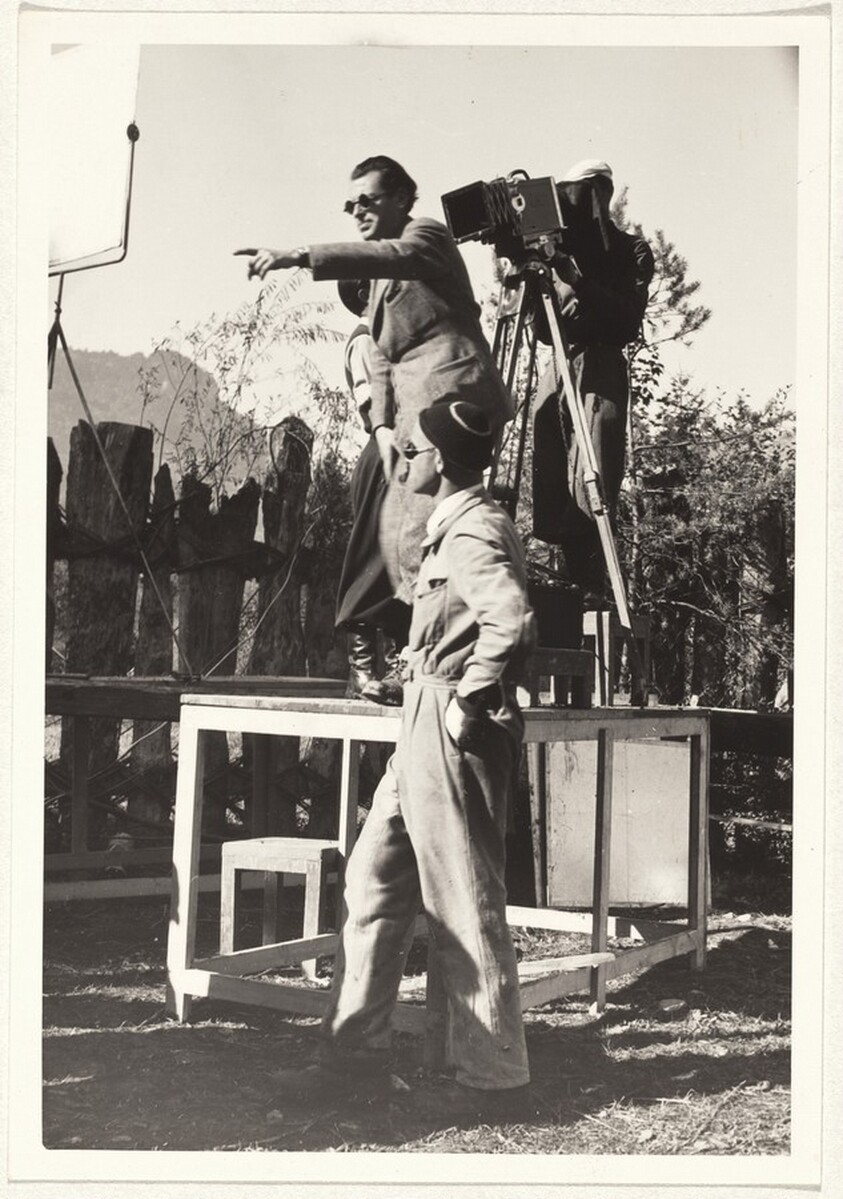 Director with cameraman--Filming "Landammann Stauffacher"