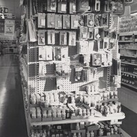Supermarket, Denver, Robert Adams, 1973, printed 1997