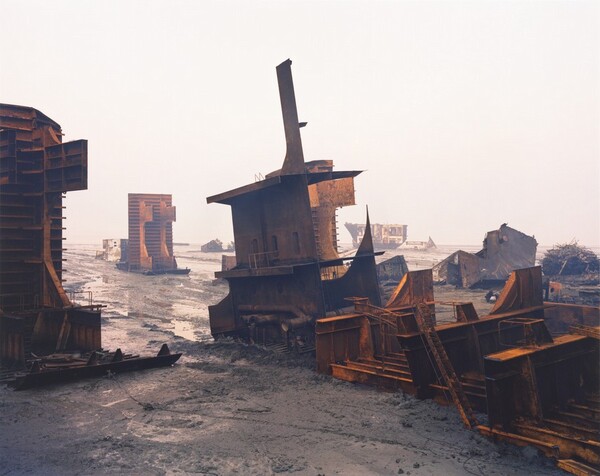 Shipbreaking #10, Chittagong, Bangladesh