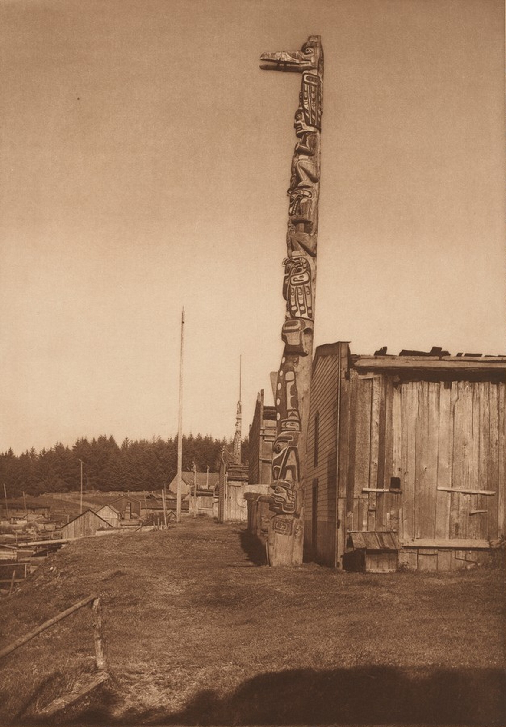 Qágyuhl Village at Fort Rupert [Plate 353], Edward Sheriff Curtis, 1914