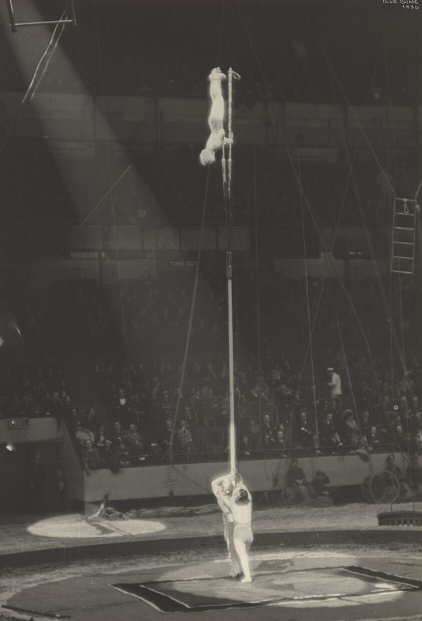 Circus Balancing Act, New York