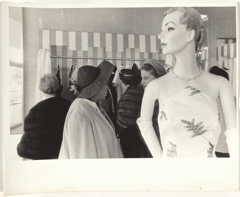 Dress shop--Los Angeles