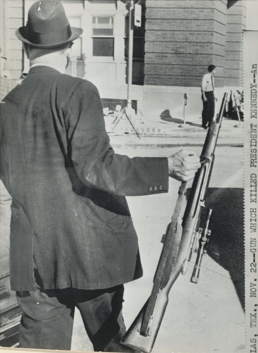 Title from caption on object: “Gun Which Killed President Kennedy”