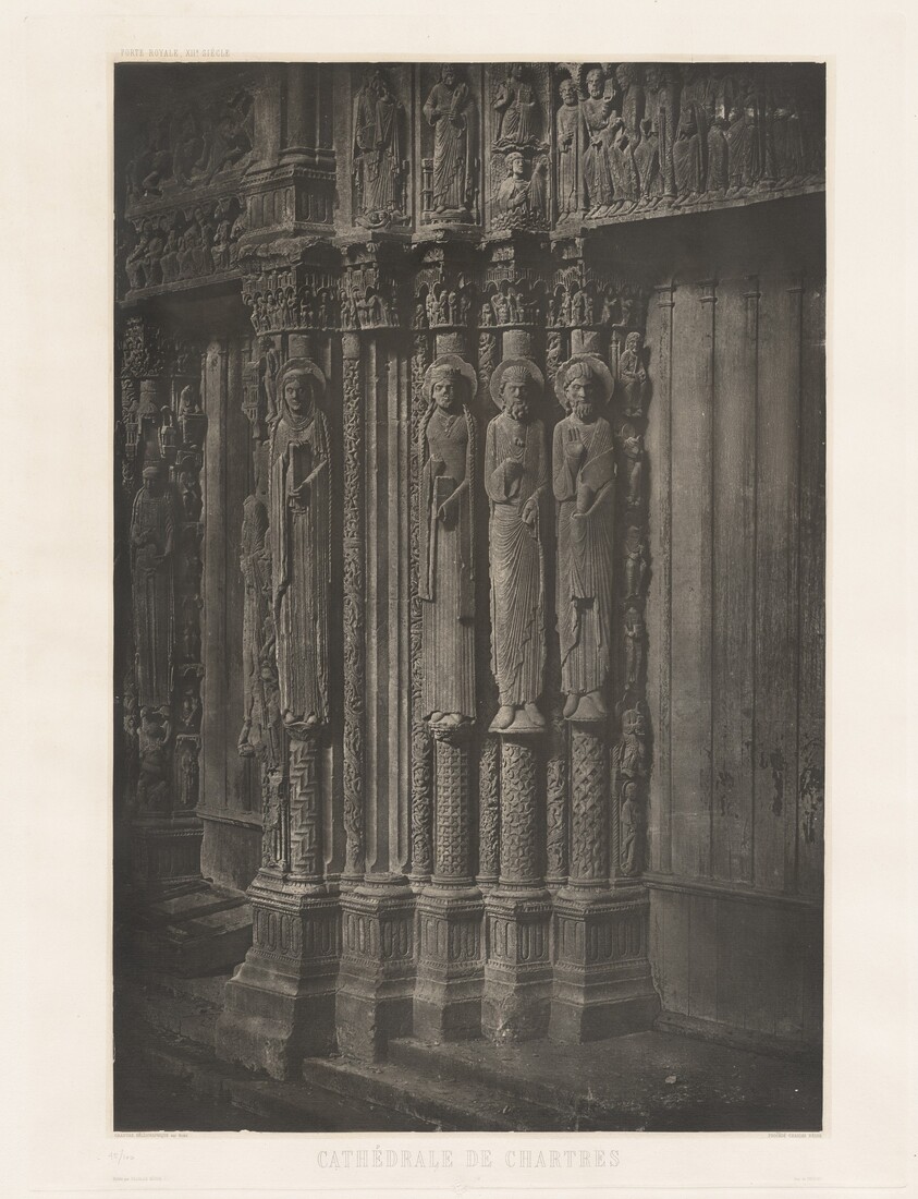 Planche XIII – Cathédrale de Chartres, Statues Colonnes de la Porte Centrale du Portail Royal (Plate XIII – Chartres Cathedral, Statue Columns in the Central Door of the Royal Entrance)
