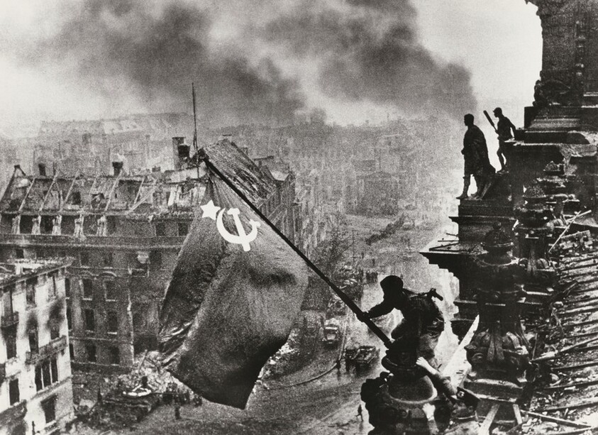 Victory Flag over Reichstag, Berlin