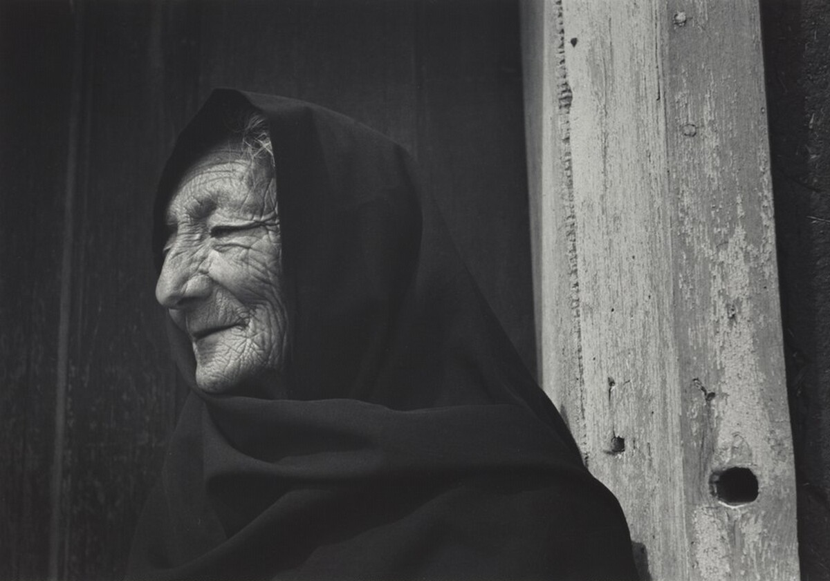 Spanish American Woman, near Chimayo, New Mexico
