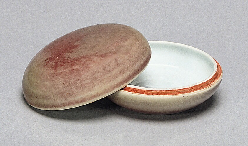 Covered Box for Seal Paste