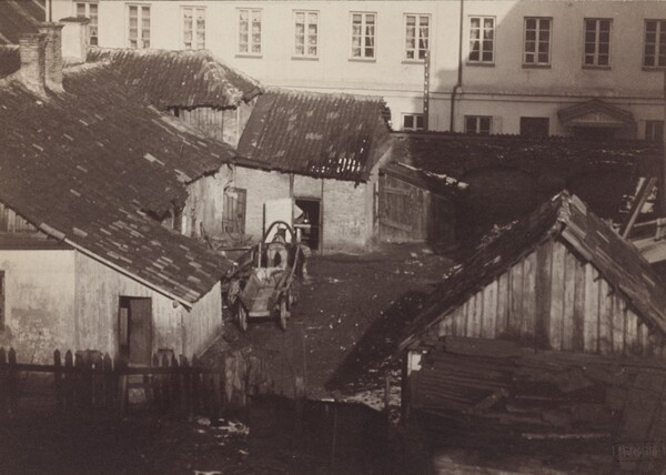 Zabudowania przedmiejskie (Building in the Suburbs)