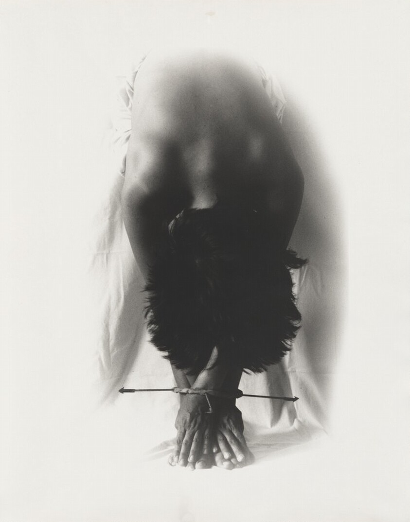 Tiene la llave del Destino (She has the key to Destiny)