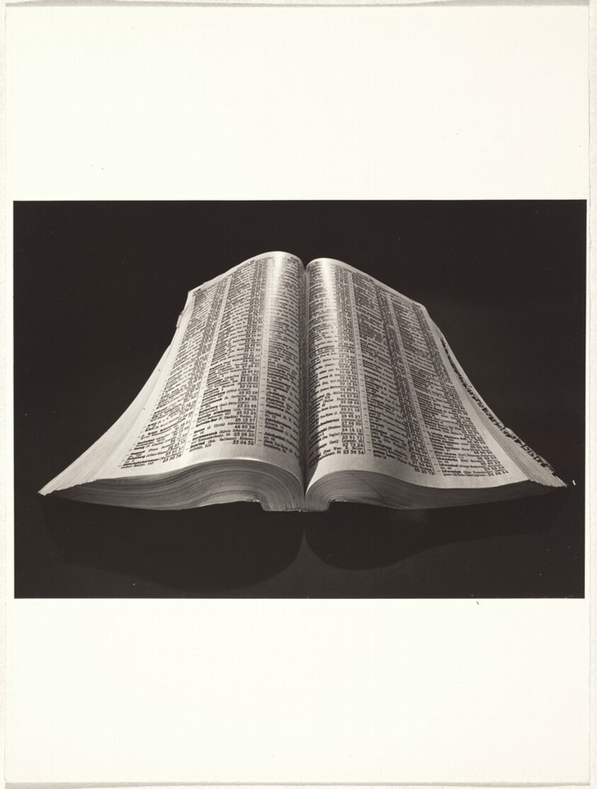 Zurich telephone directory--40 Fotos