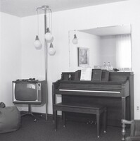 Lakewood, Colorado, Robert Adams, 1973–1974, printed 2008