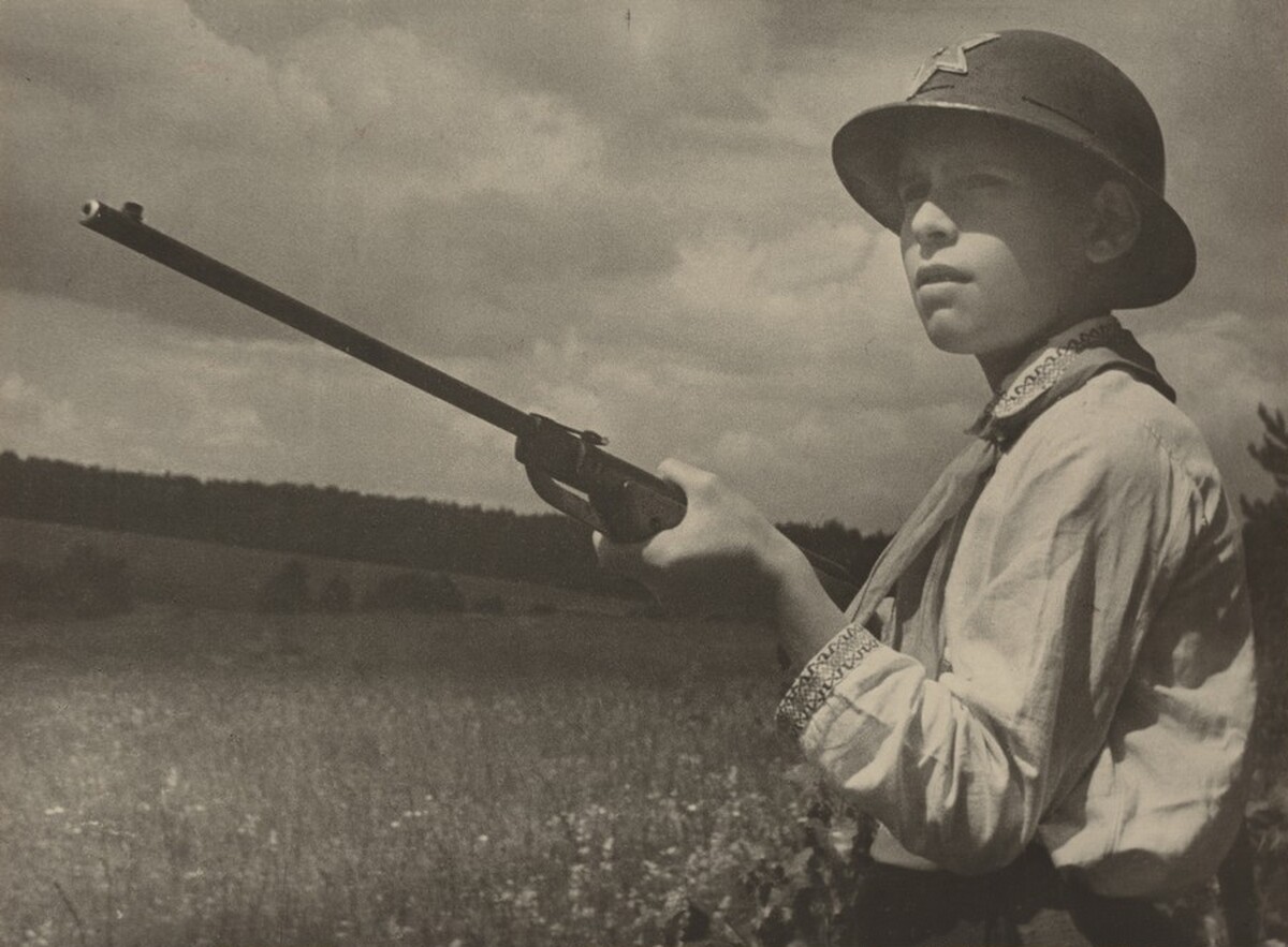 Pioneer with Gun