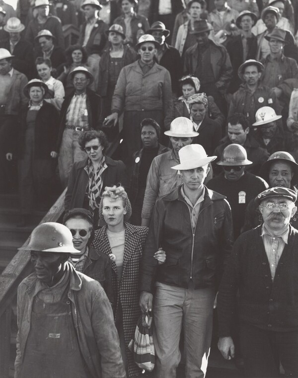 End of shift, 3:30, shipyard construction workers, Richmond, California
