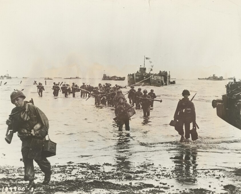Title from caption on object: “Bazooka Men Ashore”