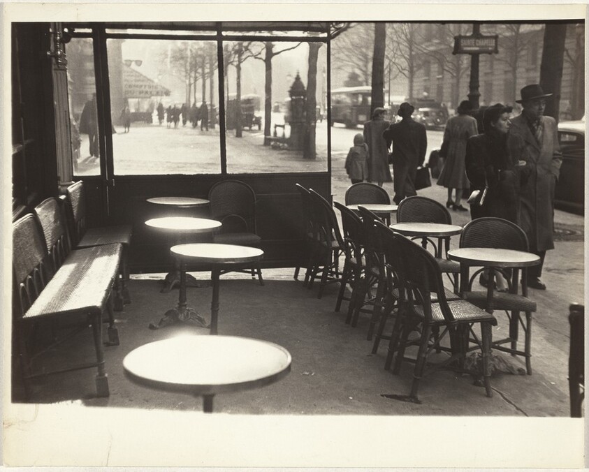 Outdoor café, Paris