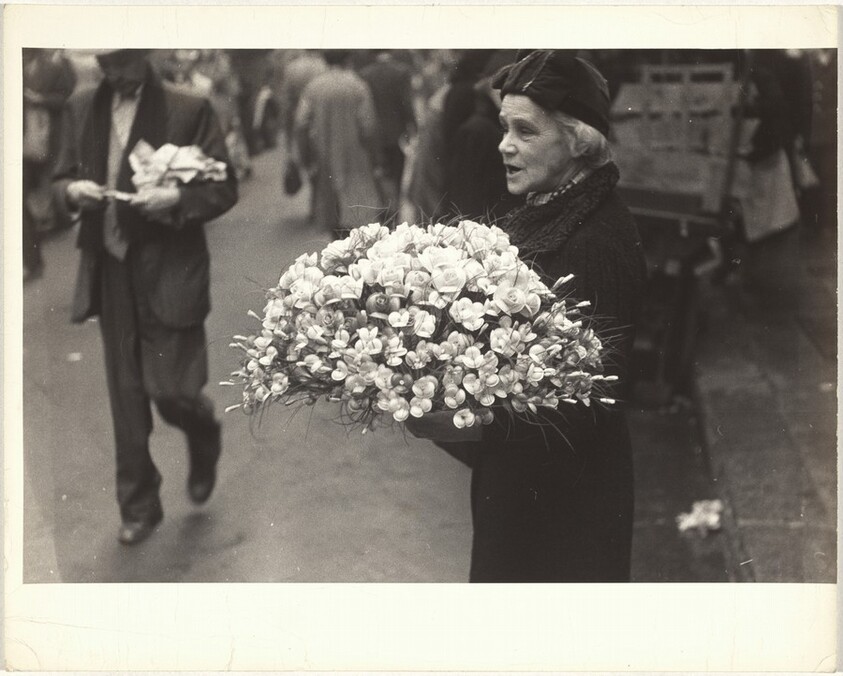 Woman with flowers, Paris