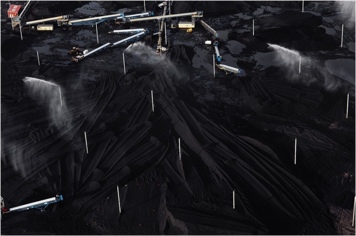Petcoke piles in southeast Chicago at Koch Industries site along the Calumet River, November