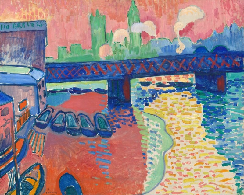 We look across river at a bridge with a city skyline beyond in this stylized, horizontal landscape, which is painted entirely with broad, visible brushstrokes in vivid, saturated colors. The river spans nearly the width of the canvas, and the riverbank is lined to our left with a row of several buildings between us and the bridge. Those buildings are outlined with royal blue and filled in with mostly flat areas of color in coral pink, mint green, tangerine orange, and pinkish tan. Letters across the top of the building farthest from us reads “BREVER.” Eight boats are tied up at the foot of the buildings. The pointed hulls of three extend into the scene from the lower left corner, painted in marigold orange and outlined in cobalt blue. Five more boats, with rounded prows and hulls and painted with lapis blue and muted aqua, line up like a row of empty shoes. The bridge runs from behind the tallest building to our left across and off the canvas, and is painted with deep lapis blue with crimson-red Xes crisscrossing the span to suggest trestles. The front faces of the pilings below are also highlighted with red. The river fills most of the bottom half of the painting. The water to our left is painted as a field of coral pink with a few, short horizontal baby and cobalt-blue strokes, suggesting reflections of the boats and a bridge piling. A narrow band of kiwi green and sky blue lines the pink field to our right. Next to it, the water is painted as short, horizontal, disconnected strokes and dots mostly in bumblebee yellow with some strokes in bubblegum pink and pale burnt orange, all against the off white of the canvas below. The final zone, to our right, is more densely painted with short dashes in indigo, turquoise, and aqua blue. Beyond the bridge, the skyline is painted in silhouette with spiky spires to our left in mint green and a mass of shorter buildings in periwinkle blue to our right. Four clouds of pale yellow billow off the bridge in front of the skyline. The sky above is painted with short and long vertical strokes of butter yellow, rose pink, pale orange, and a few areas of watermelon pink. The artist signed the work with cobalt-blue paint near the lower left corner: “a derain.”