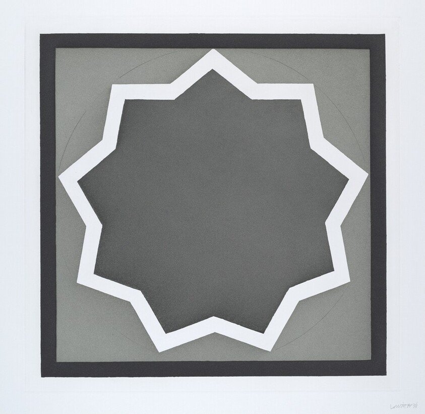 Stars-Dark Center: 9 Point