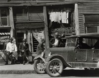 Sidewalk in Vicksburg, Mississippi, Walker Evans, 1936