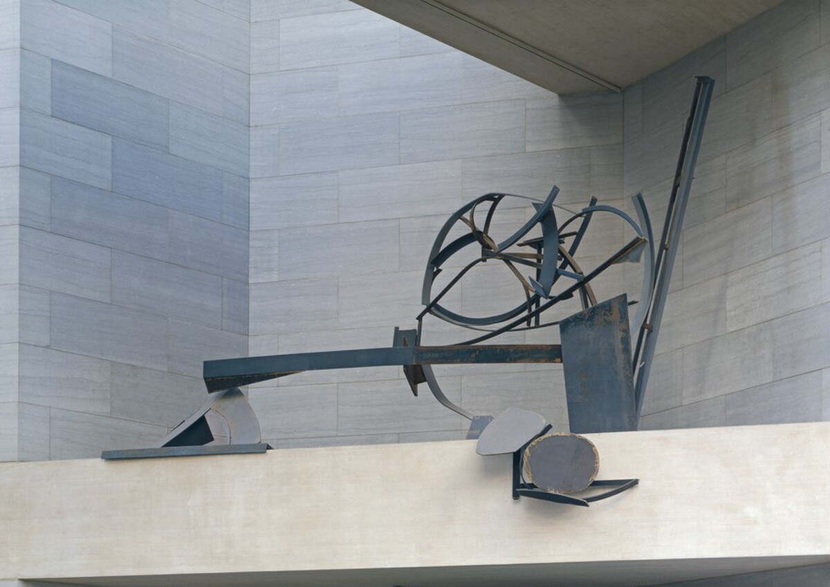 National Gallery Ledge Piece