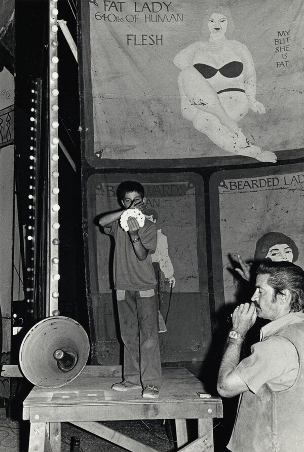 Sacramento (“Fat Lady” circus act)