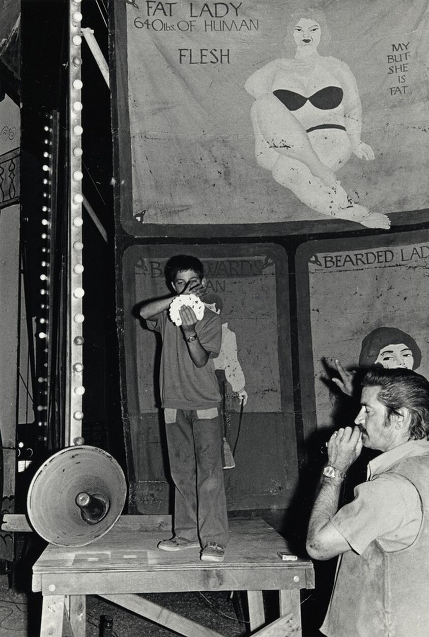 Sacramento (“Fat Lady” circus act)