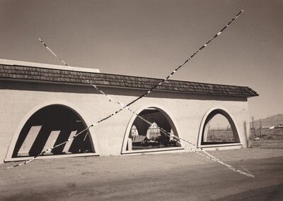 Tri-arch