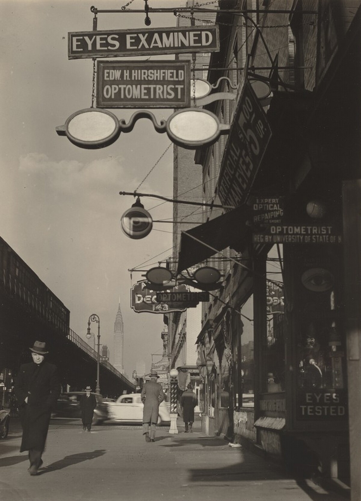 Optometrist