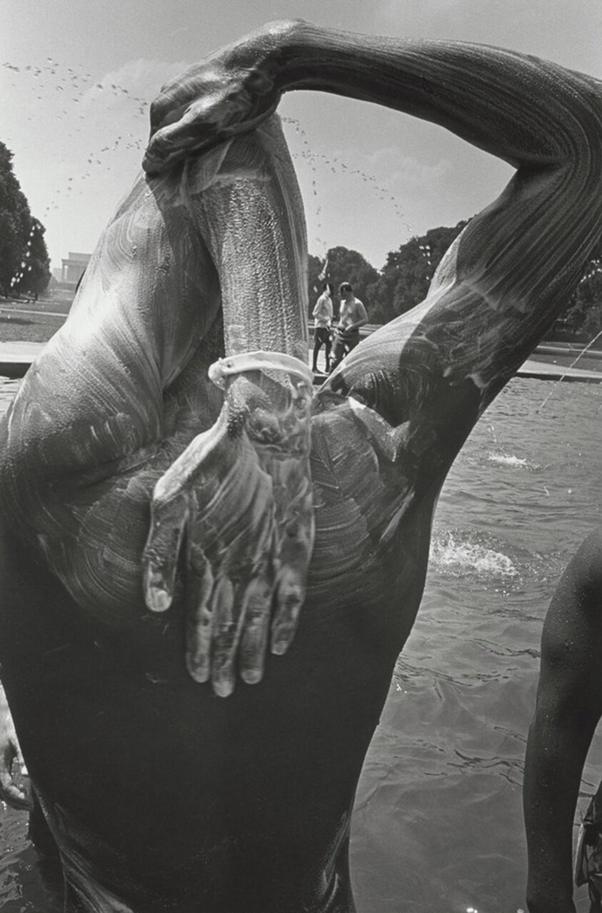 Washington Monument Reflecting Pool, Members of Resurrection City Bathing