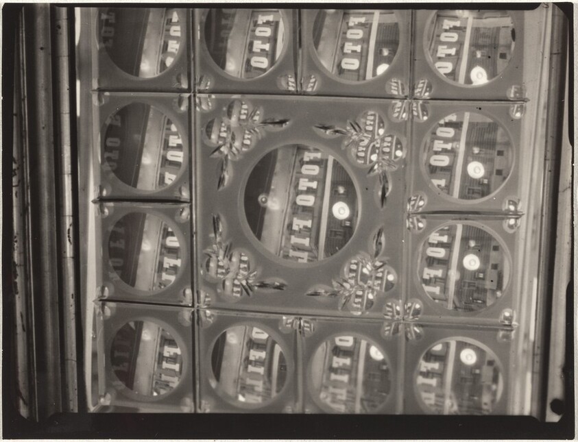 Sign, "Foto Film"--40 Fotos