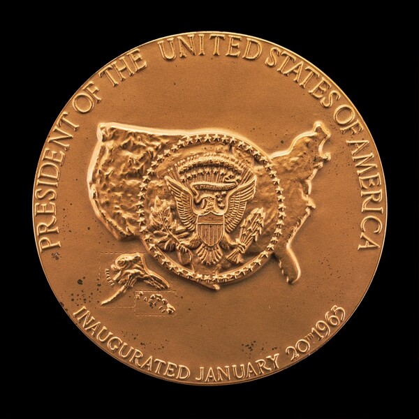 Lyndon Baines Johnson Inaugural Medal [reverse]