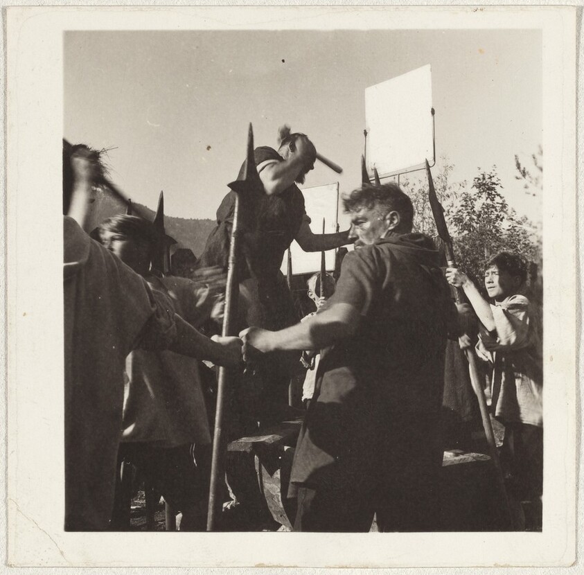 Actors holding weapons--Filming "Landammann Stauffacher"
