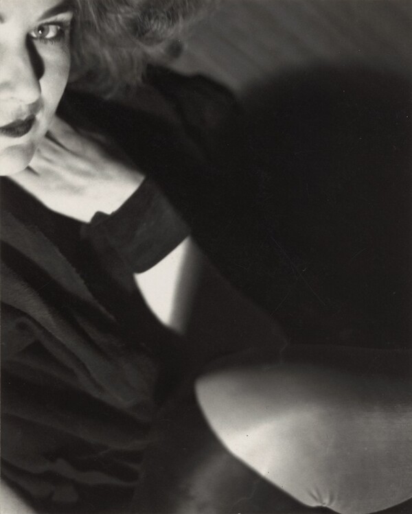 Portrait d'une comédienne, Paris (Portrait of an actress, Paris)