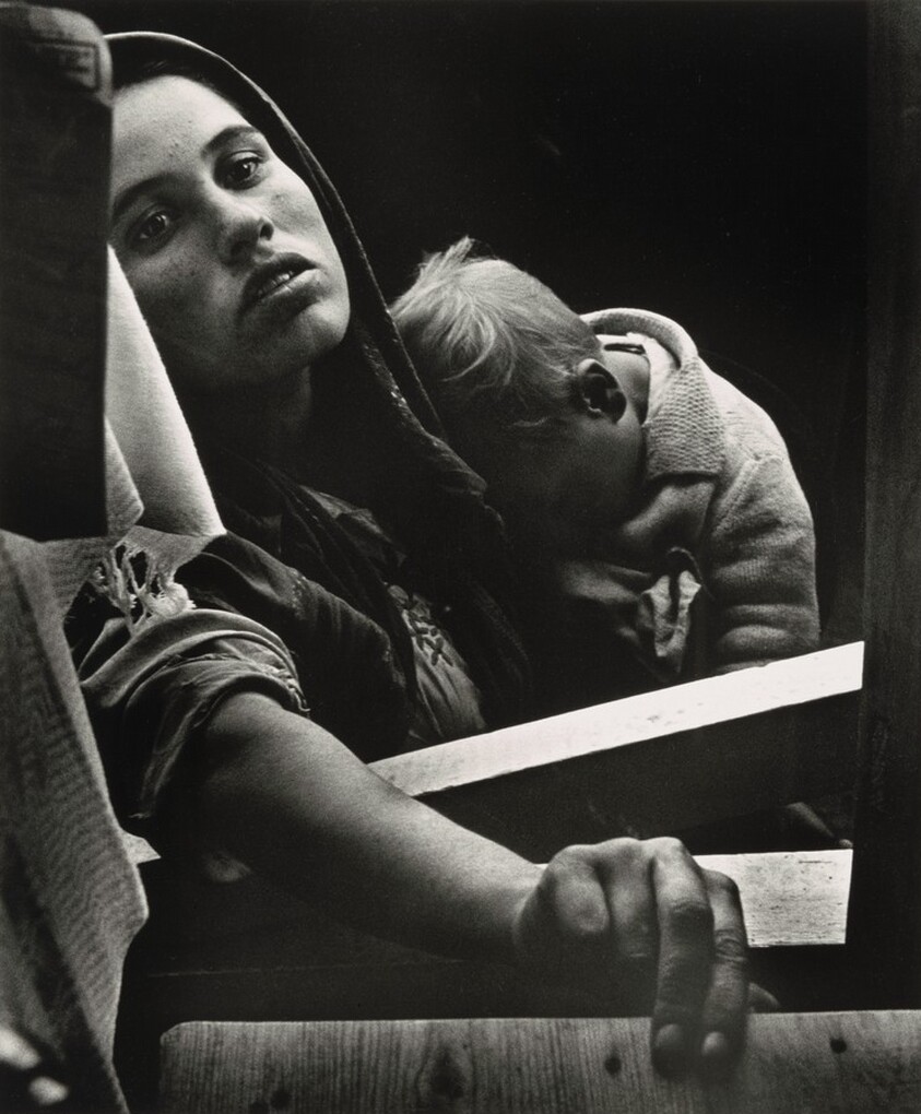 Beggar Woman and Child, Estoril, Portugal